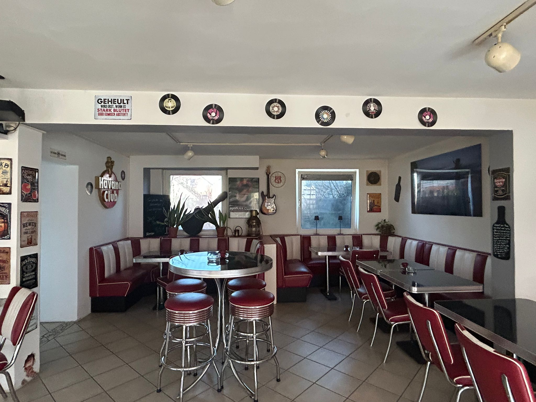 Kontaktieren Sie uns